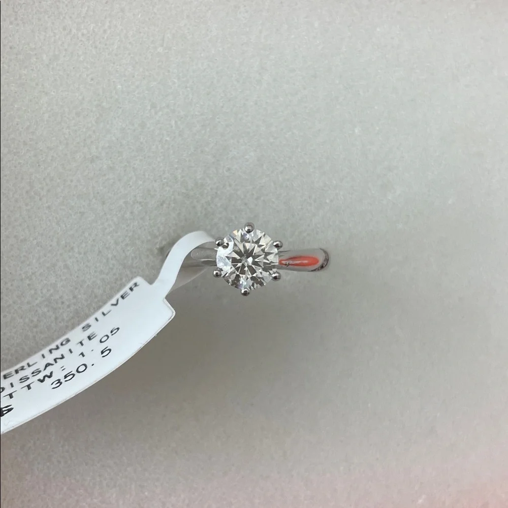 Sterling Silver Stamped S925 Moissanite CTTW: 1. 05 Women’s Ring